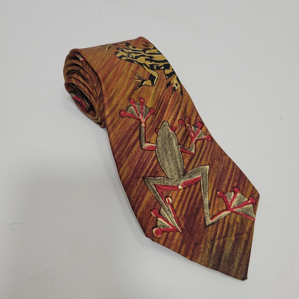 WWF World Wildlife Fund Tree Frog Novelty Necktie 100% Silk Brown Gorpcore Y2K